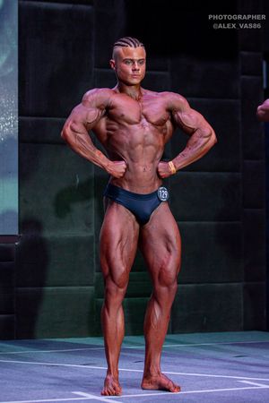 CLASSIC PHYSIQUE +178